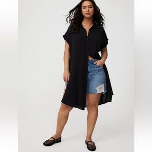 Torrid Black Button-Up Tunic Shirt, 1X